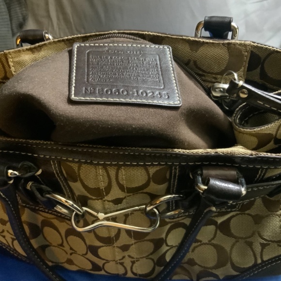 Coach PURSE - Picture 2 of 4